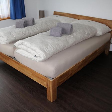 Ferienwohnung Fuer 5 Personen In Cumpadials, Inmitten Der Surselva Sumvitg Екстериор снимка