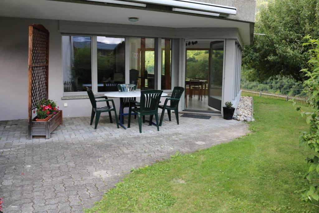 Ferienwohnung Fuer 5 Personen In Cumpadials, Inmitten Der Surselva Sumvitg Екстериор снимка
