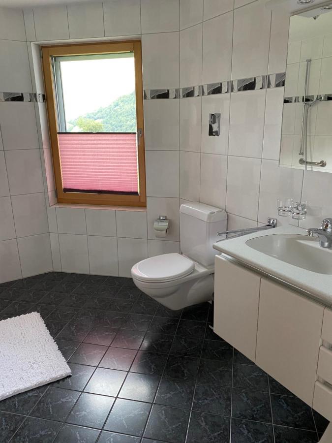 Ferienwohnung Fuer 5 Personen In Cumpadials, Inmitten Der Surselva Sumvitg Екстериор снимка